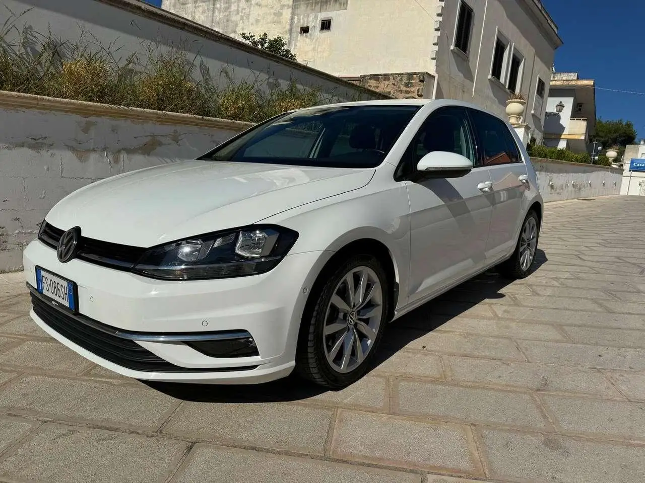 Photo 1 : Volkswagen Golf 2018 Diesel