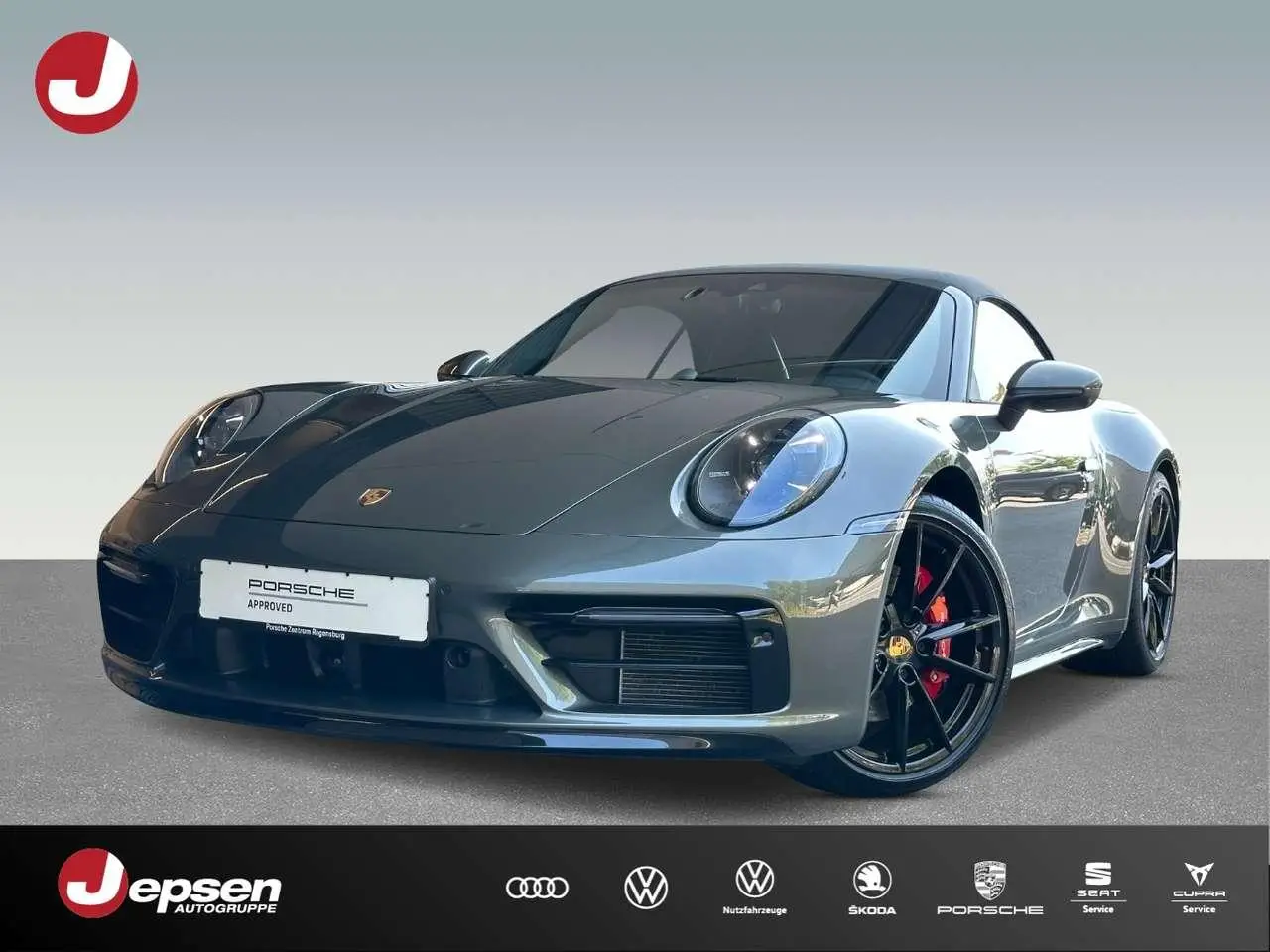 Photo 1 : Porsche 992 2022 Petrol