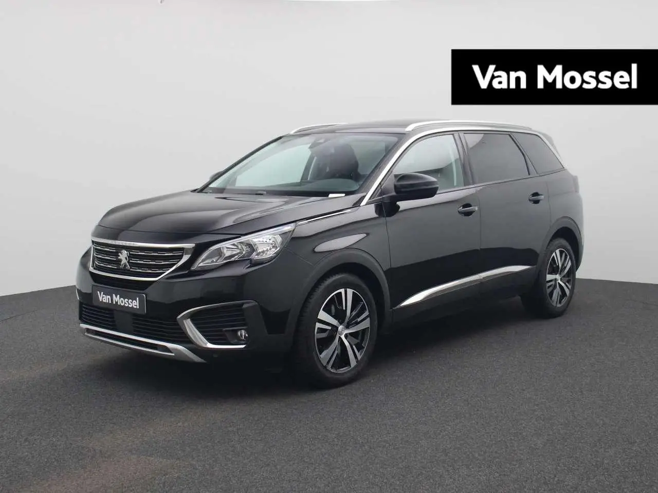 Photo 1 : Peugeot 5008 2020 Petrol