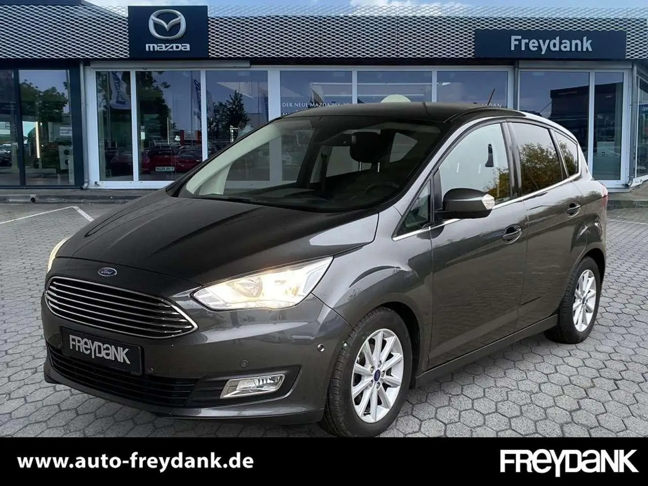 Photo 1 : Ford C-max 2017 Petrol