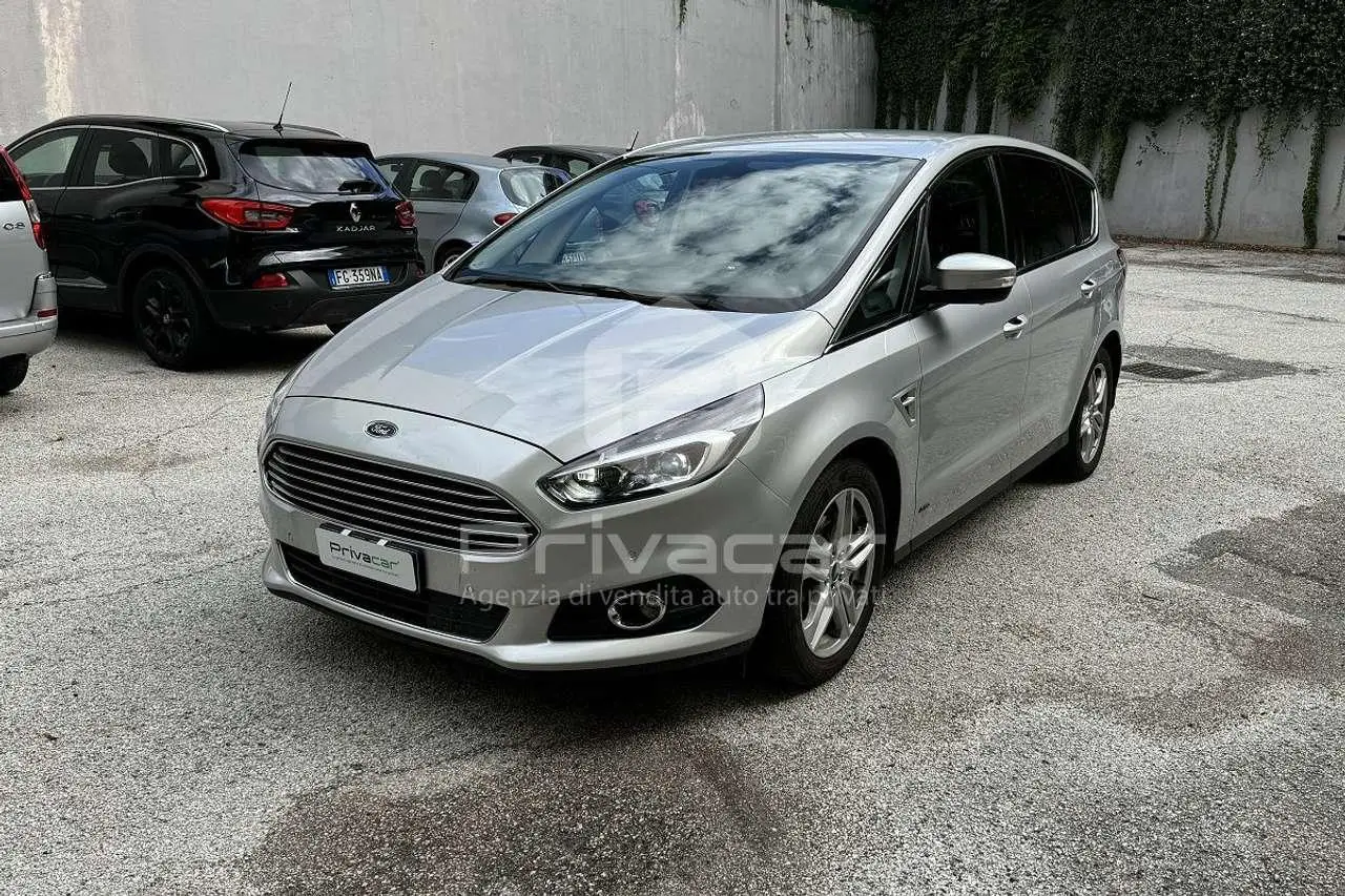 Photo 1 : Ford S-max 2017 Diesel