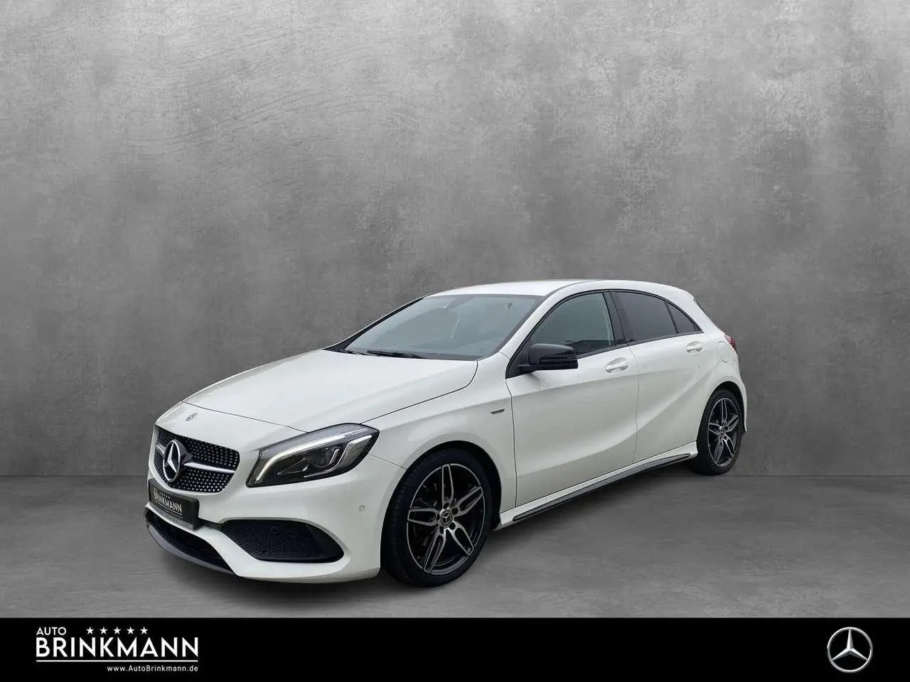 Photo 1 : Mercedes-benz Classe A 2018 Petrol