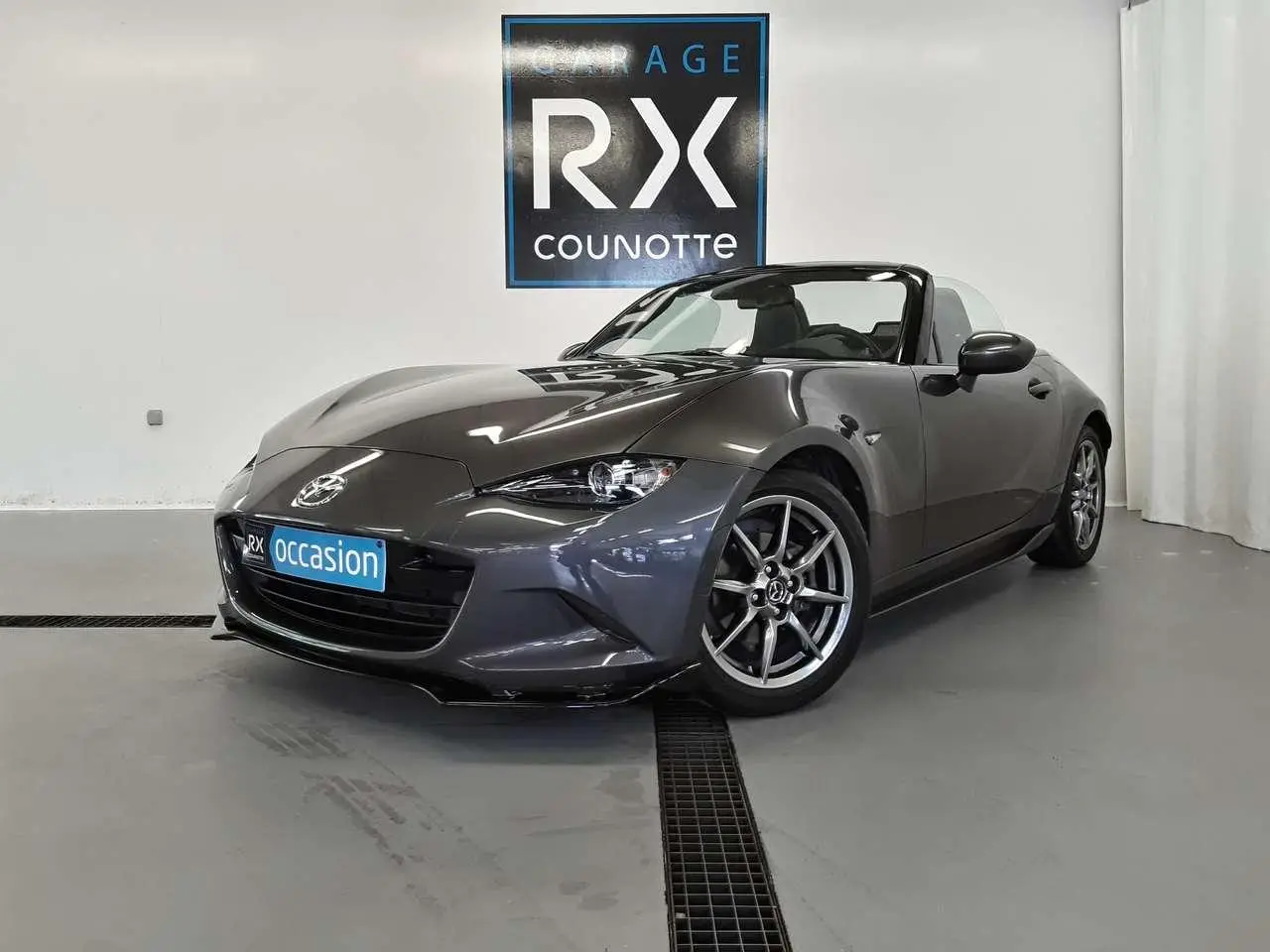 Photo 1 : Mazda Mx-5 2021 Petrol