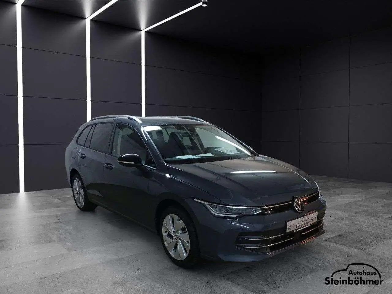 Photo 1 : Volkswagen Golf 2024 Petrol