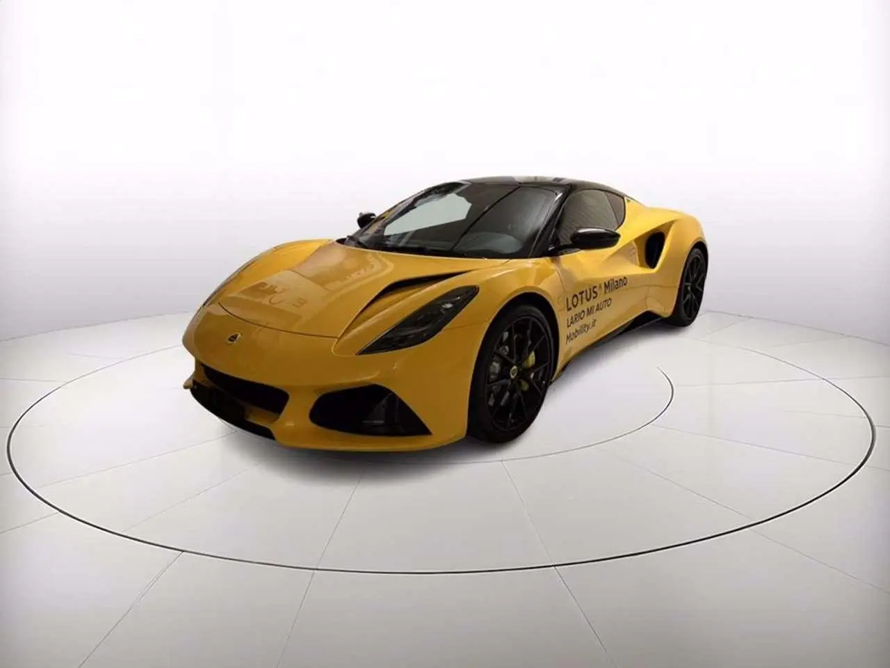 Photo 1 : Lotus Emira 2024 Petrol