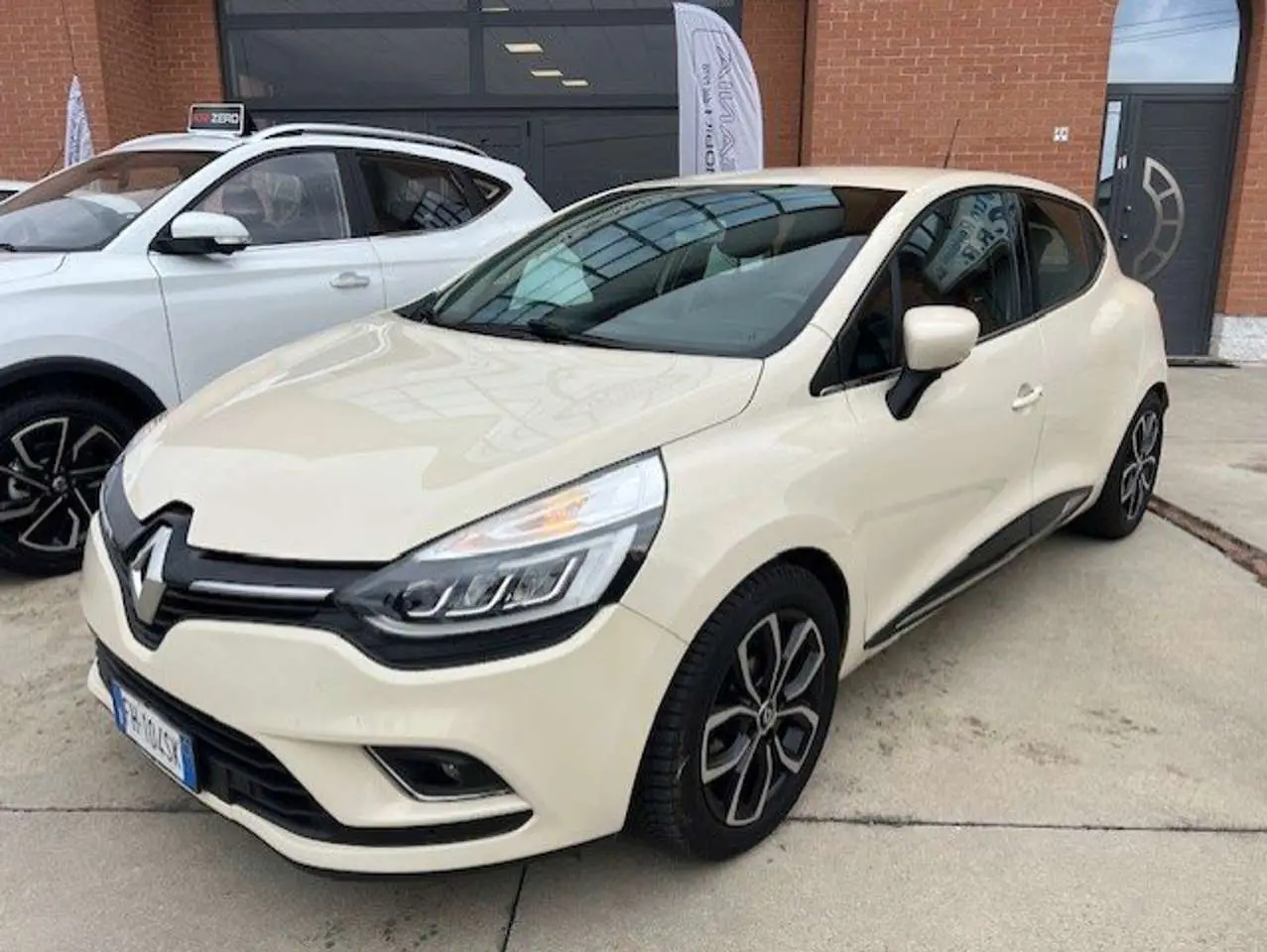 Photo 1 : Renault Clio 2017 Petrol