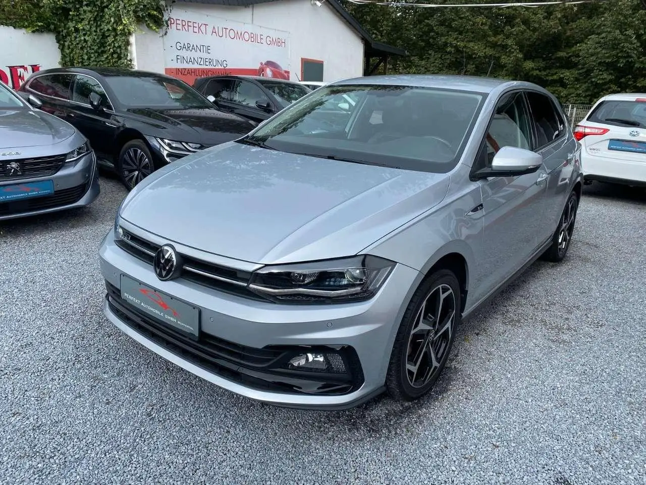 Photo 1 : Volkswagen Polo 2021 Essence