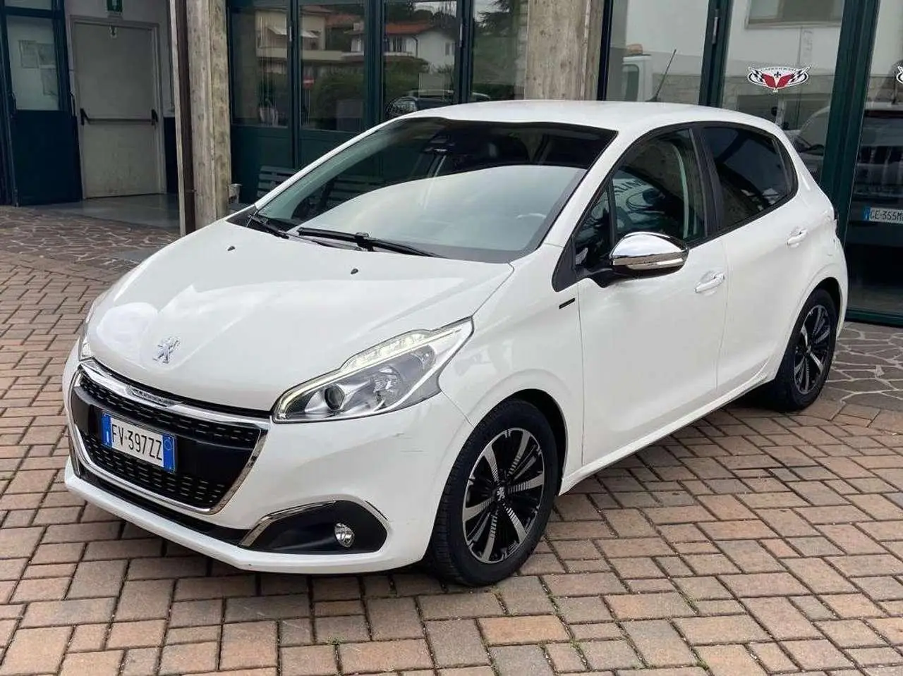 Photo 1 : Peugeot 208 2019 Essence