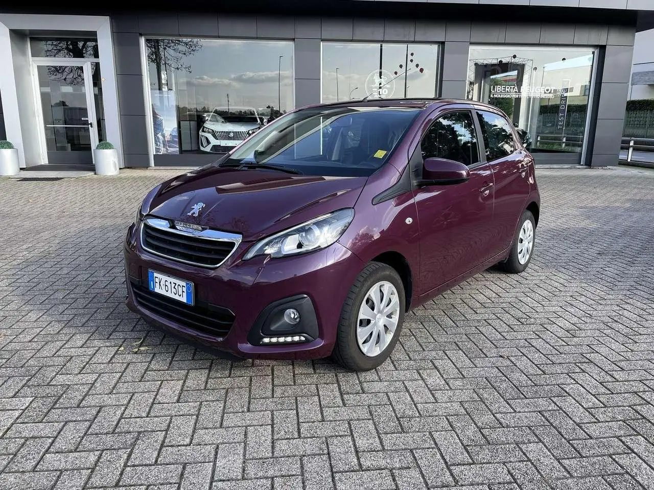 Photo 1 : Peugeot 108 2017 Petrol