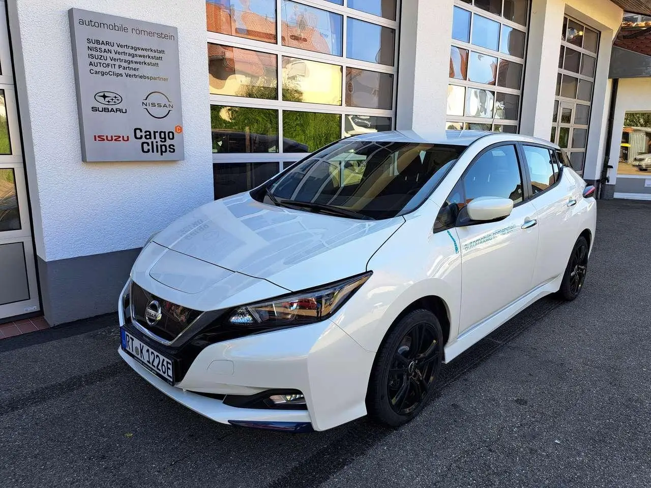 Photo 1 : Nissan Leaf 2021 Electric