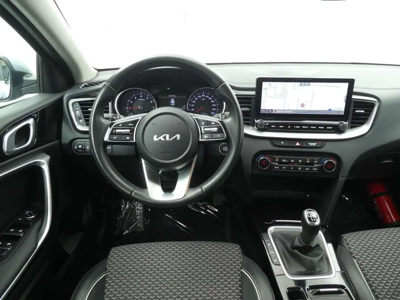 Photo 1 : Kia Ceed 2022 Essence