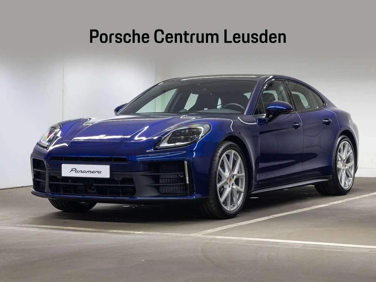 Photo 1 : Porsche Panamera 2024 Petrol