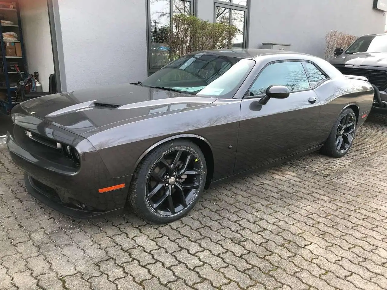 Photo 1 : Dodge Challenger 2023 Petrol