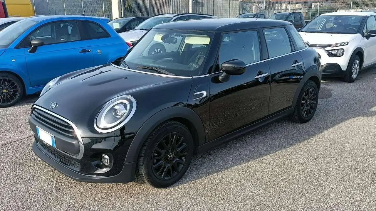 Photo 1 : Mini One 2020 Petrol