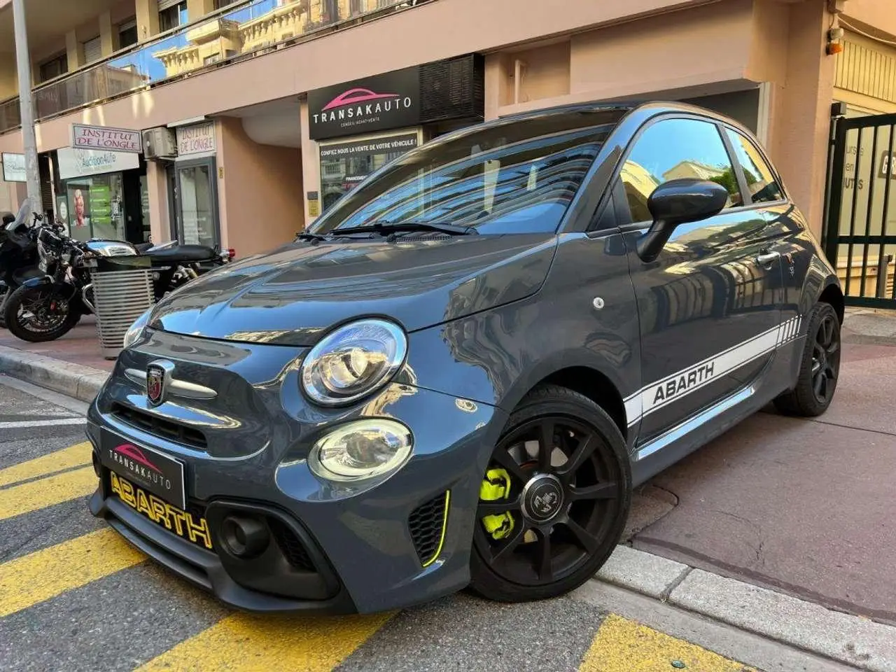 Photo 1 : Abarth 595 2018 Petrol