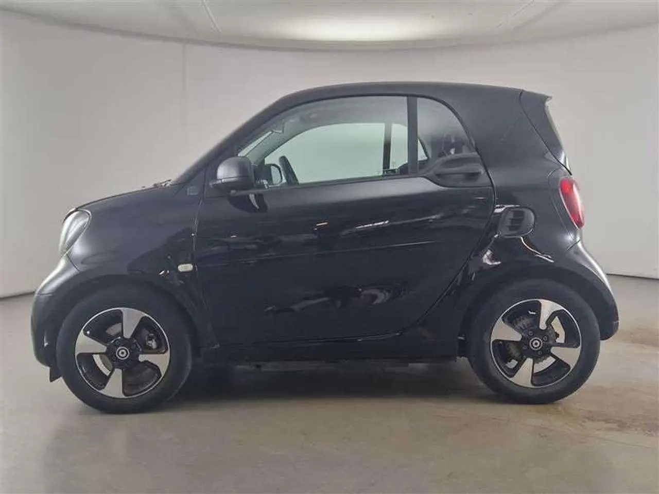 Photo 1 : Smart Fortwo 2020 Électrique