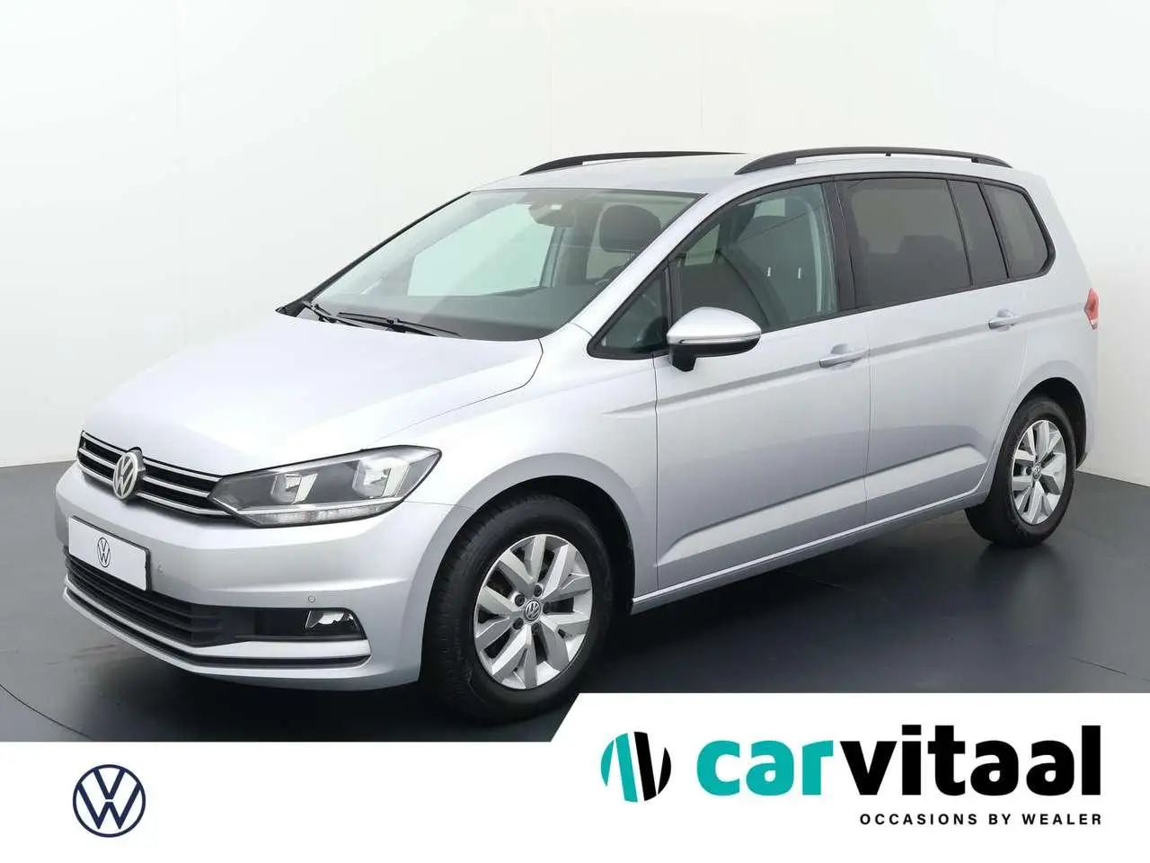 Photo 1 : Volkswagen Touran 2018 Petrol