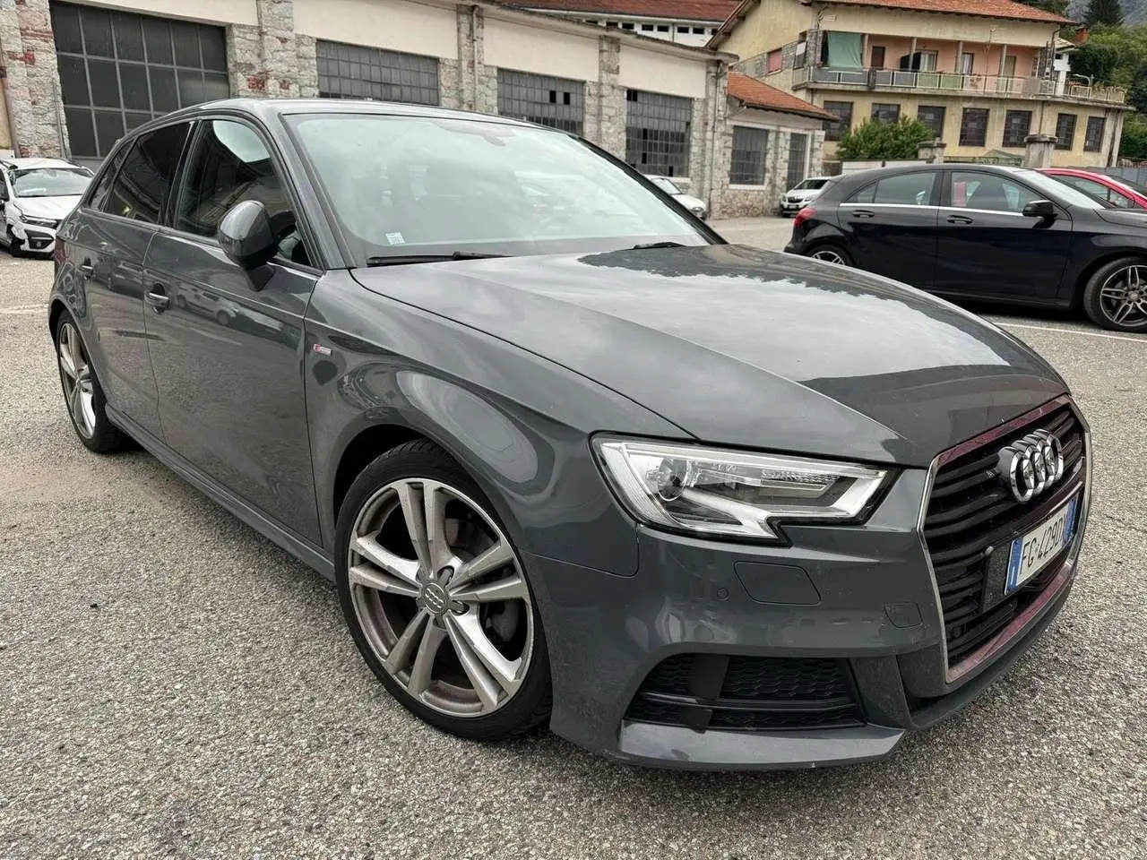 Photo 1 : Audi A3 2016 Diesel