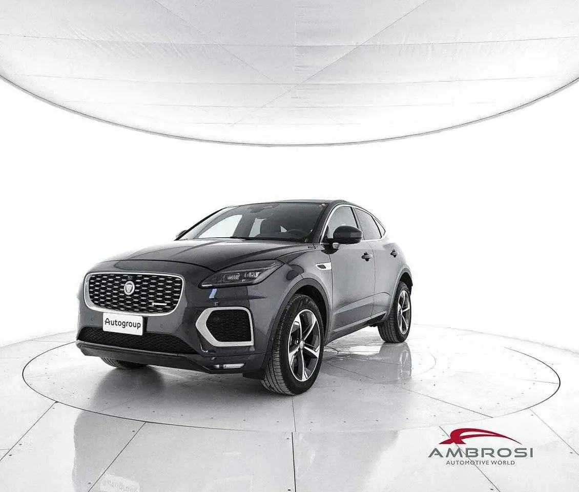 Photo 1 : Jaguar E-pace 2021 Hybrid