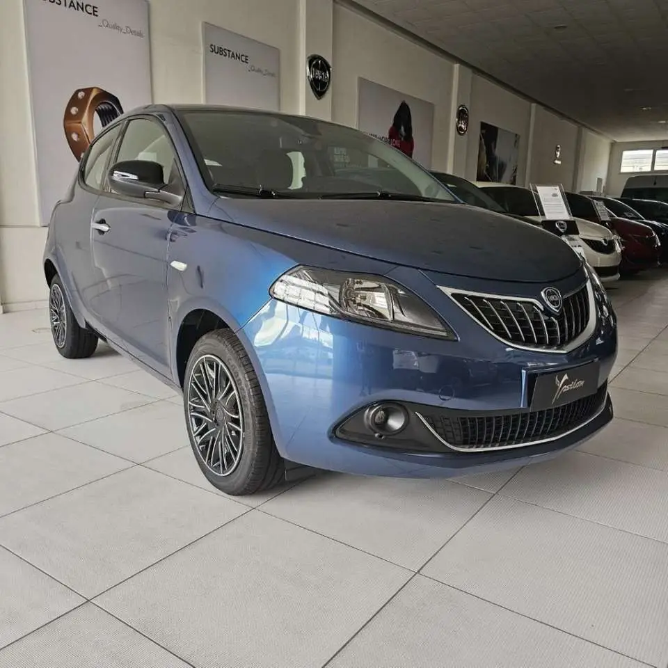 Photo 1 : Lancia Ypsilon 2023 GPL