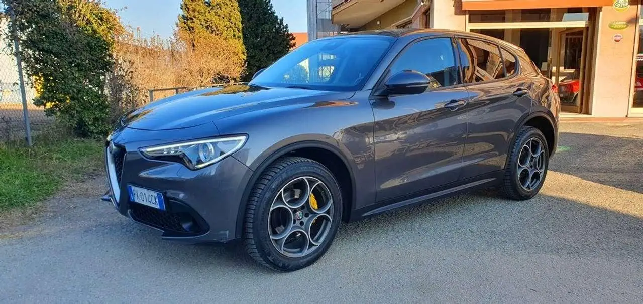 Photo 1 : Alfa Romeo Stelvio 2017 Diesel