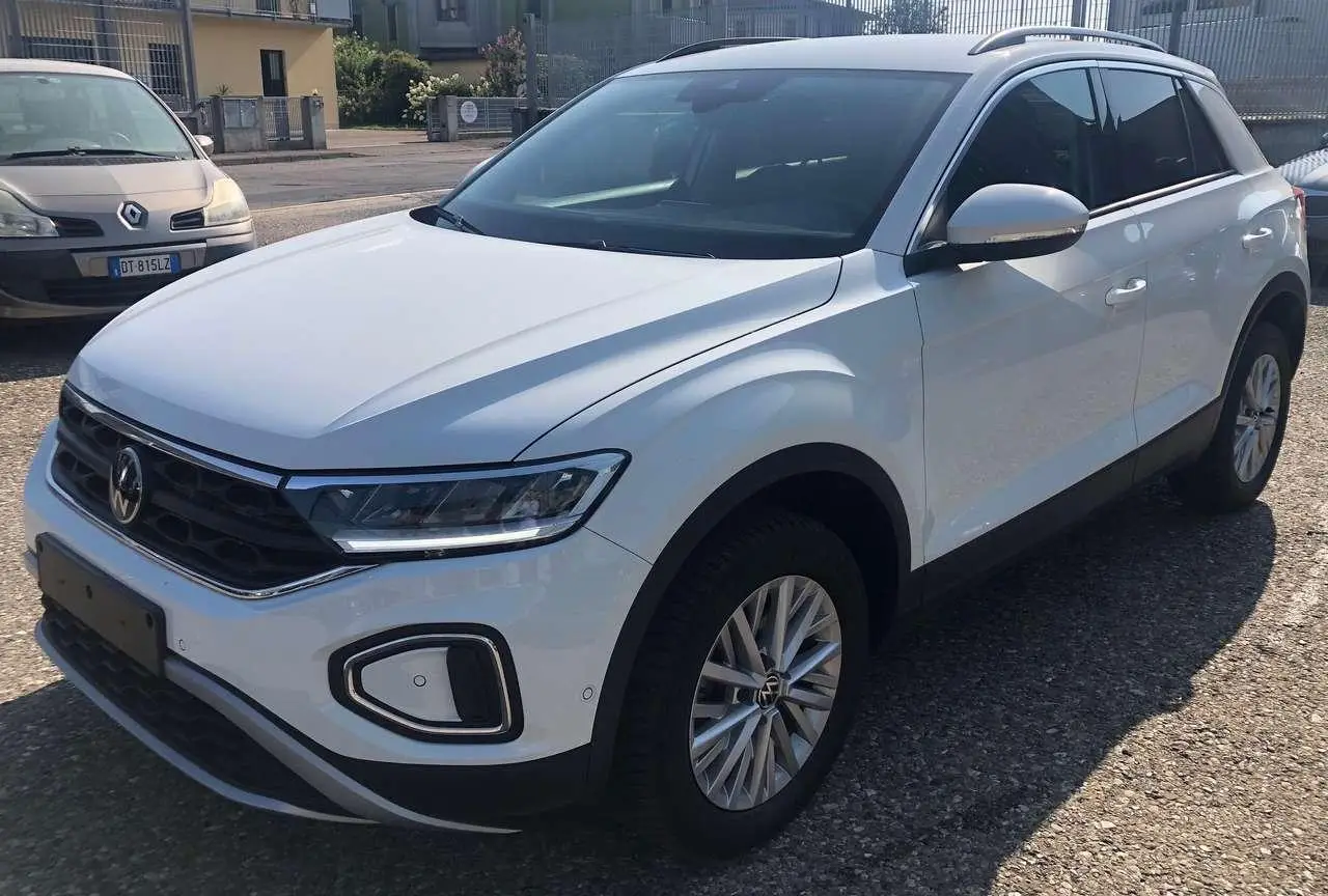 Photo 1 : Volkswagen T-roc 2023 Diesel