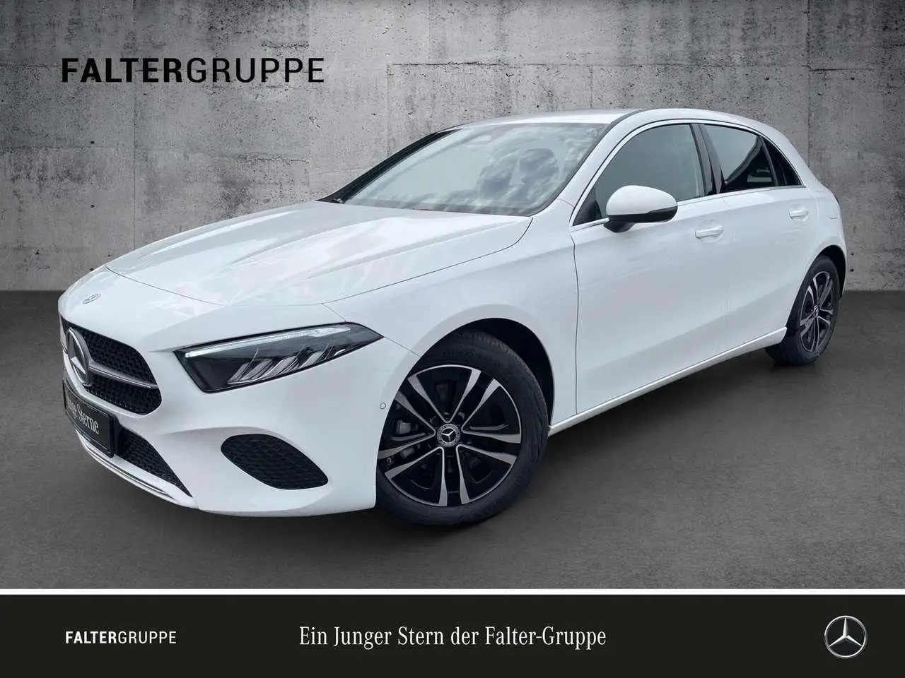 Photo 1 : Mercedes-benz Classe A 2023 Petrol