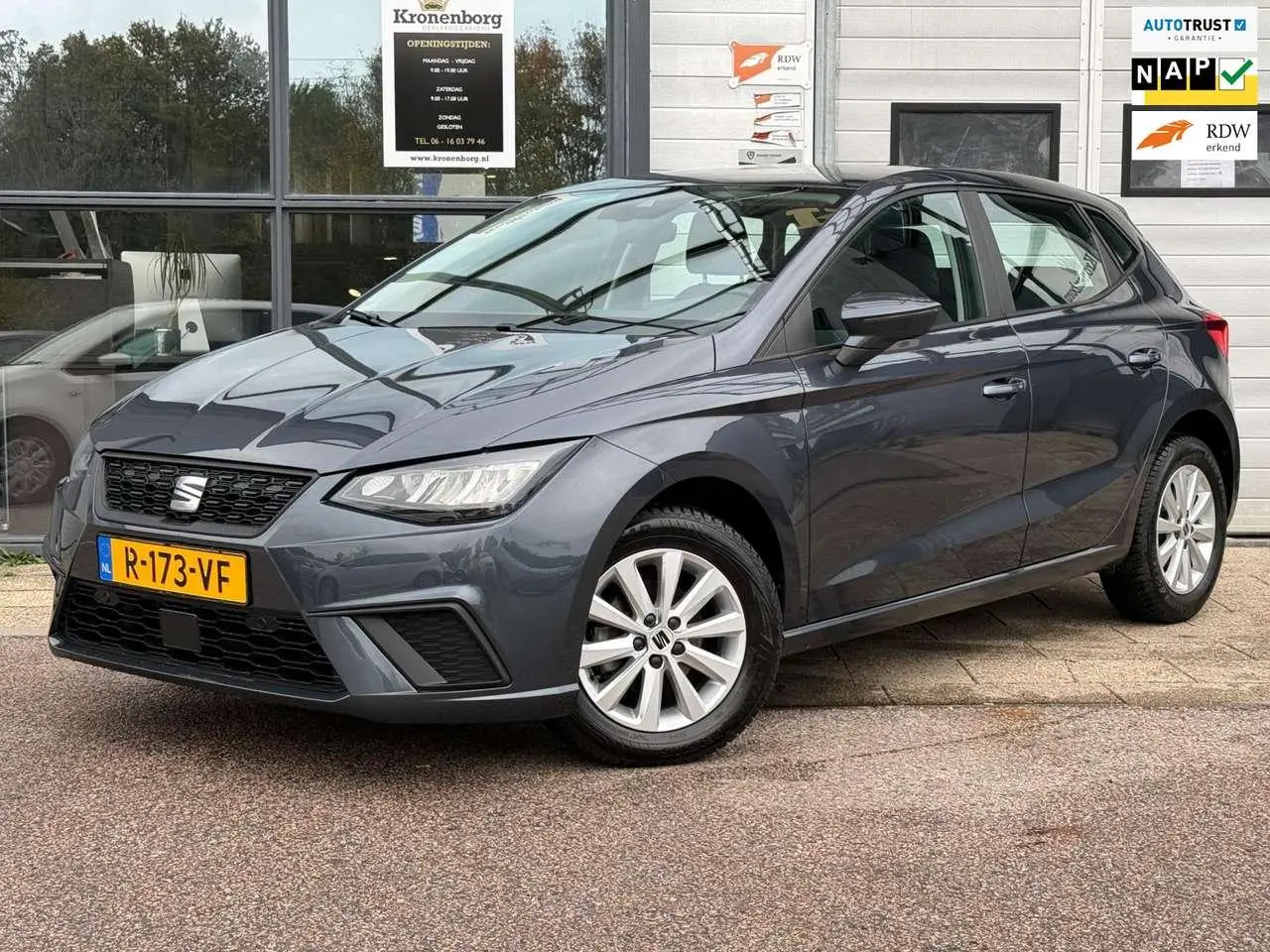 Photo 1 : Seat Ibiza 2021 Petrol