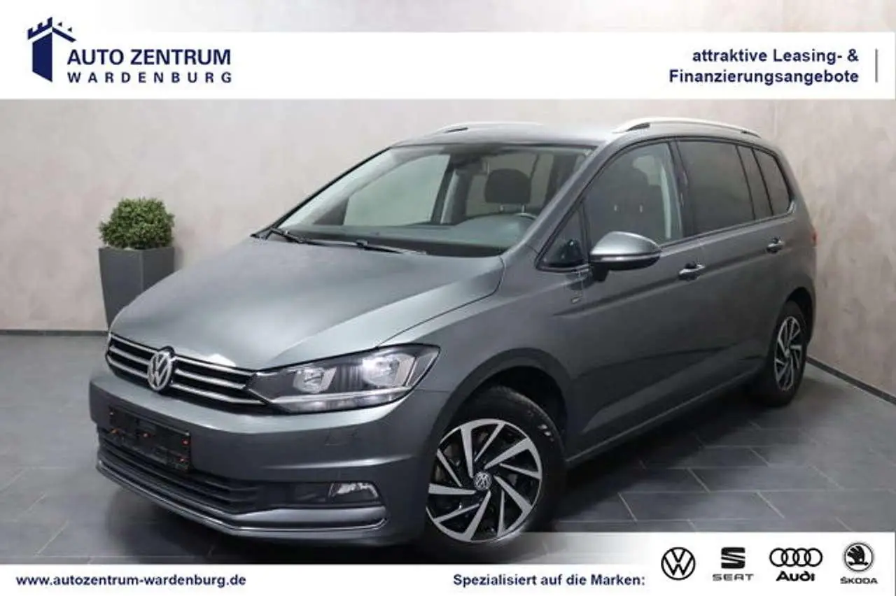 Photo 1 : Volkswagen Touran 2018 Petrol