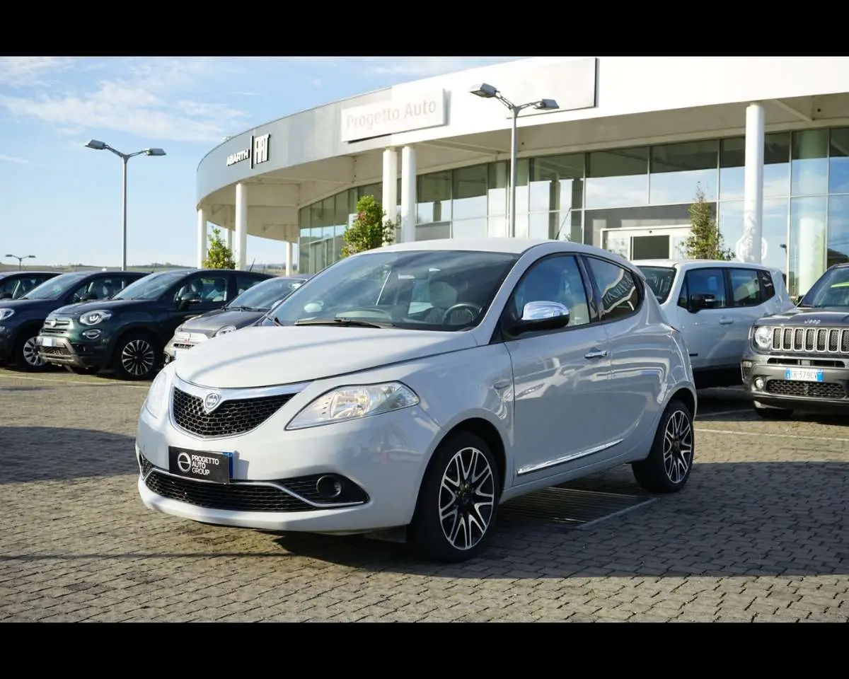 Photo 1 : Lancia Ypsilon 2018 Diesel