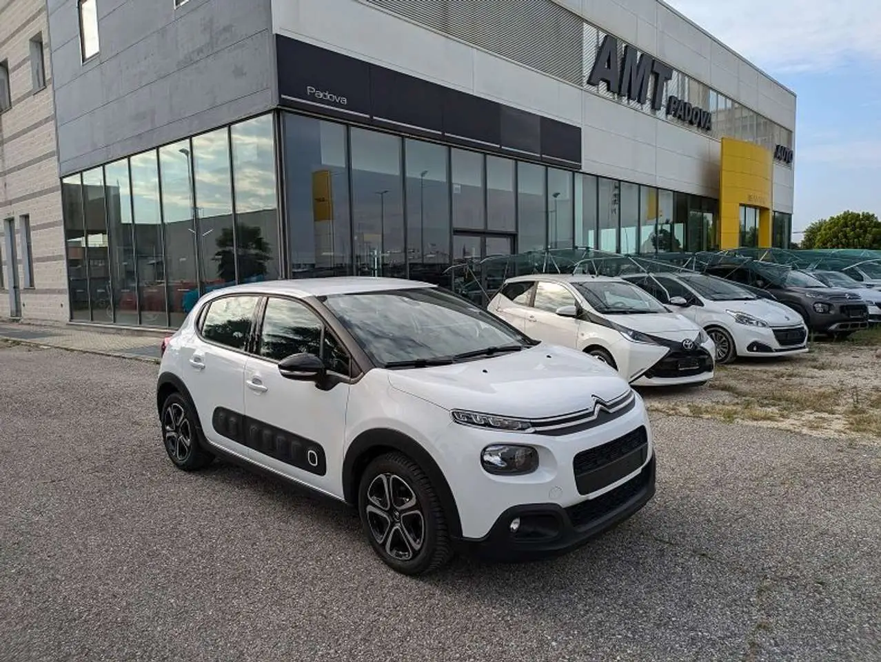 Photo 1 : Citroen C3 2017 Diesel