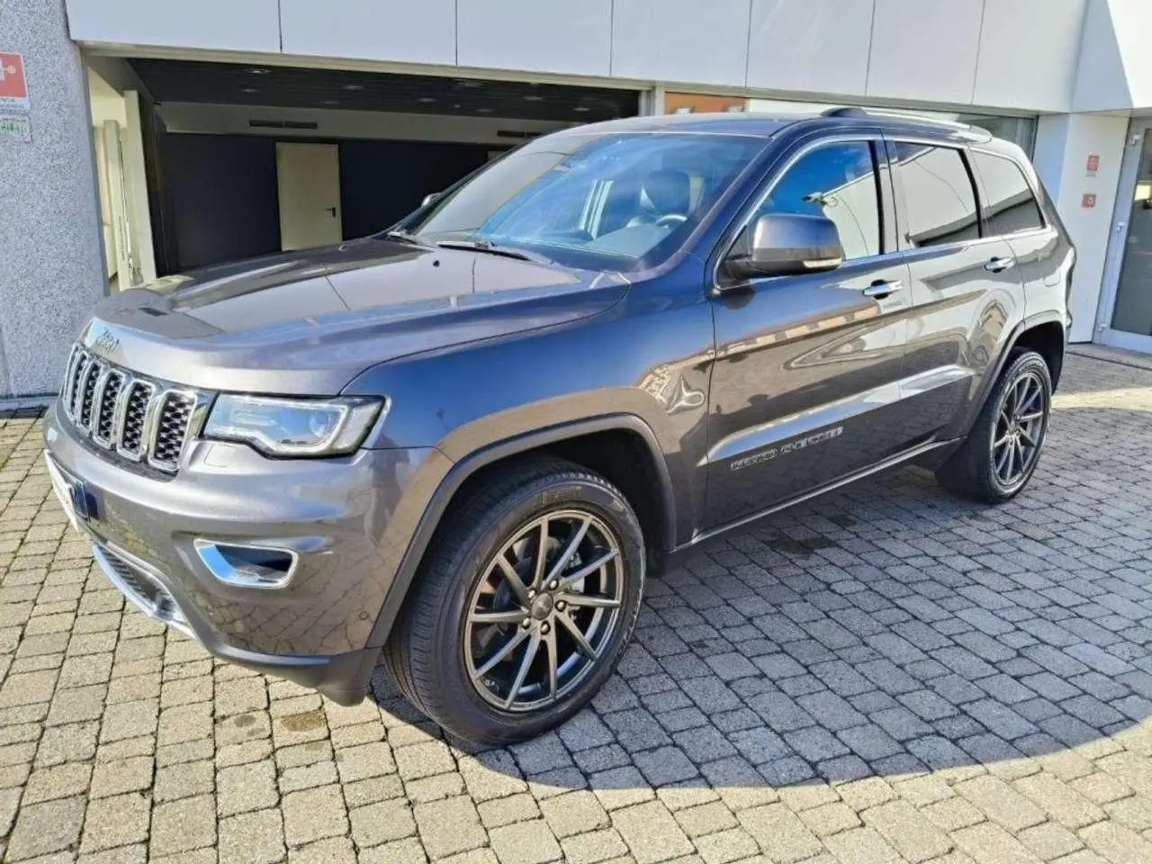 Photo 1 : Jeep Grand Cherokee 2018 Diesel