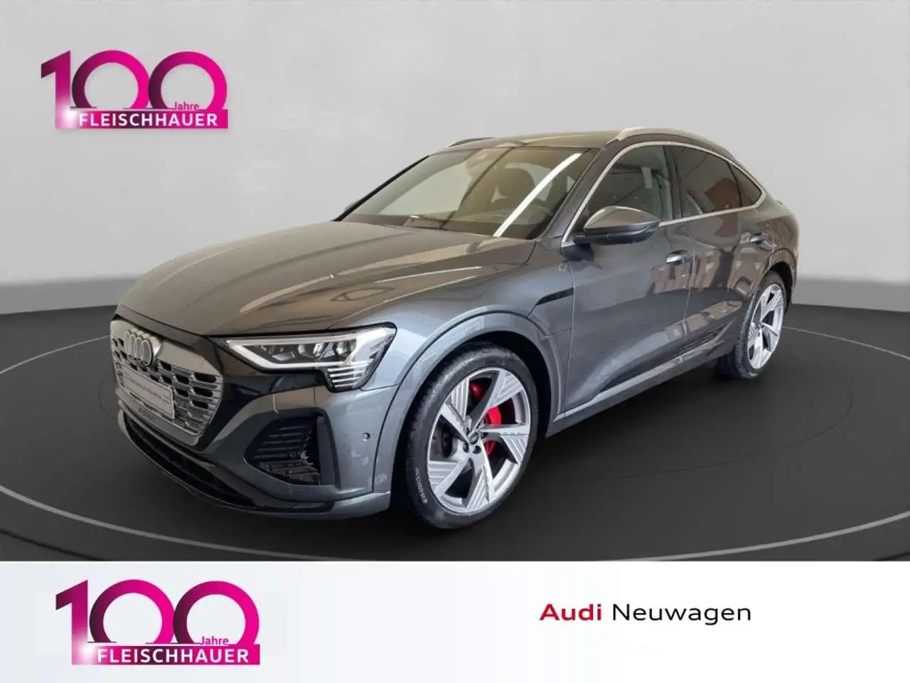 Photo 1 : Audi Q8 2024 Électrique