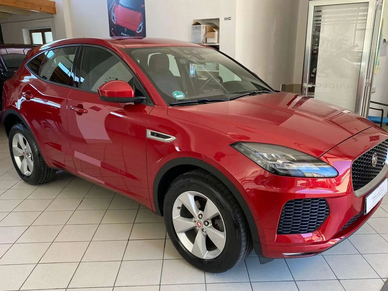 Photo 1 : Jaguar E-pace 2019 Diesel