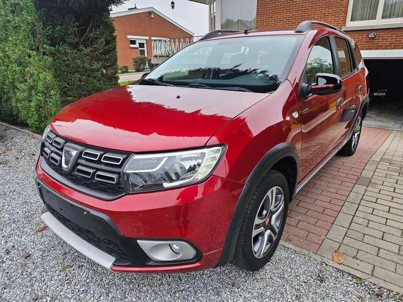 Photo 1 : Dacia Logan 2019 Petrol