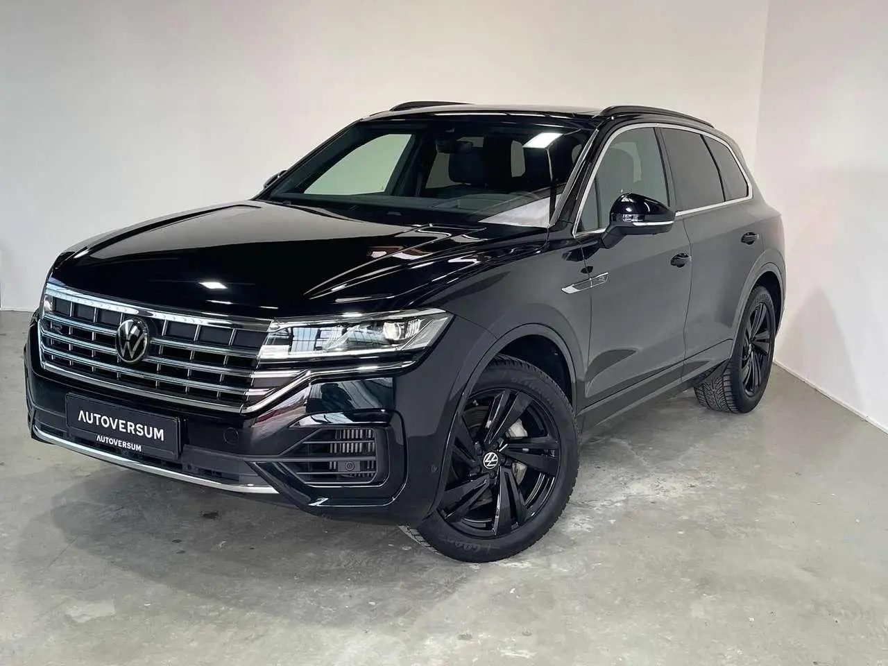 Photo 1 : Volkswagen Touareg 2022 Essence