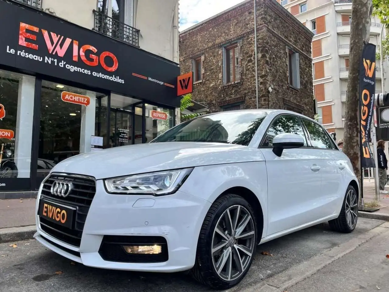 Photo 1 : Audi A1 2016 Petrol