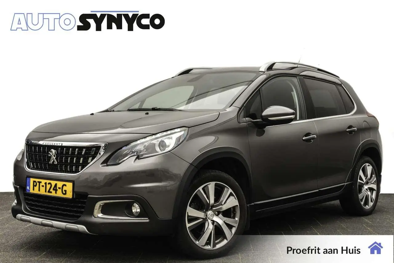 Photo 1 : Peugeot 2008 2017 Petrol