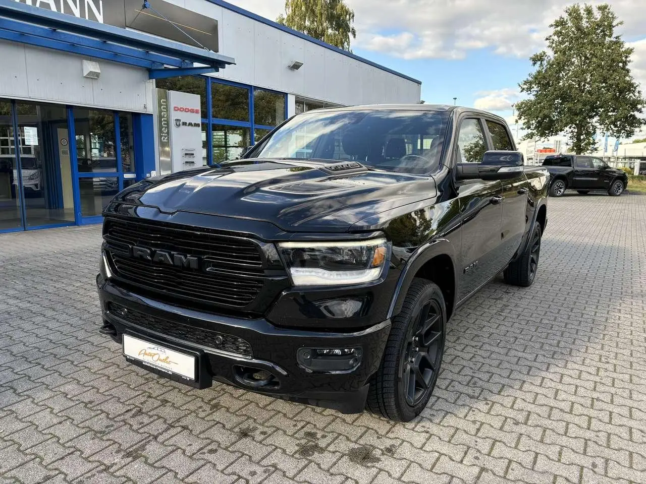 Photo 1 : Dodge Ram 2022 Petrol