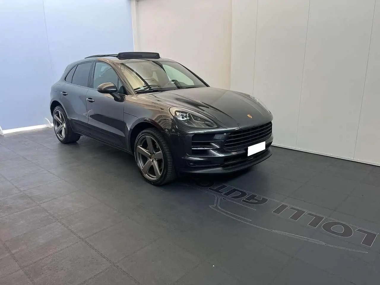 Photo 1 : Porsche Macan 2021 Petrol