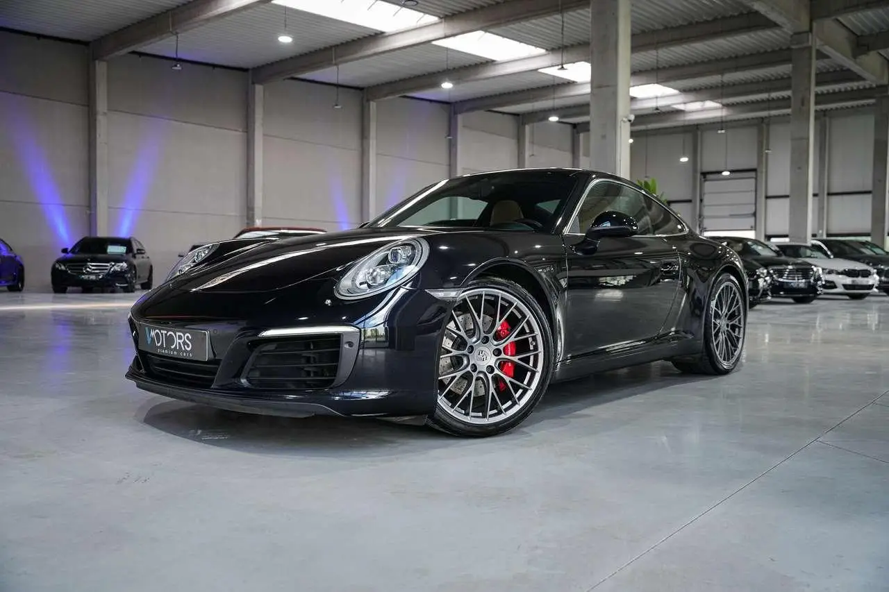 Photo 1 : Porsche 991 2016 Essence