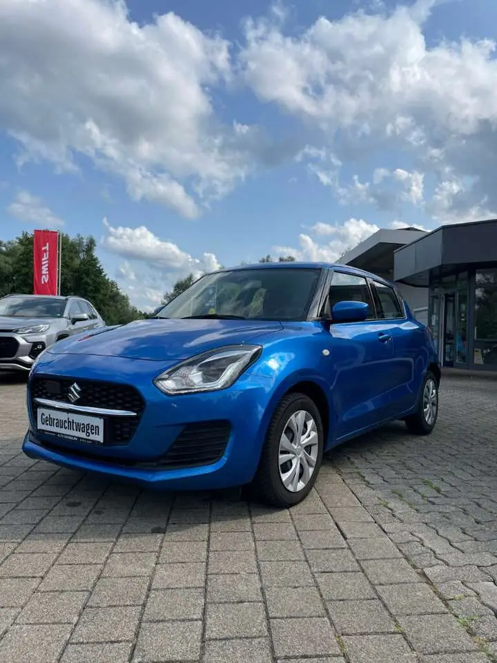 Photo 1 : Suzuki Swift 2020 Petrol