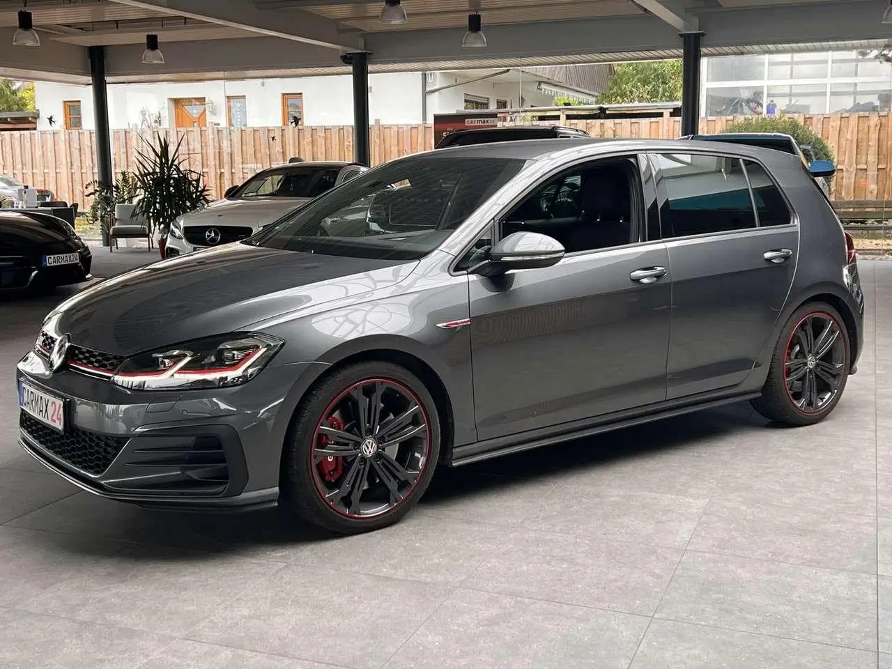 Photo 1 : Volkswagen Golf 2019 Essence