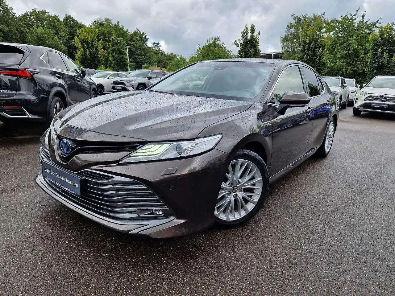 Photo 1 : Toyota Camry 2020 Petrol