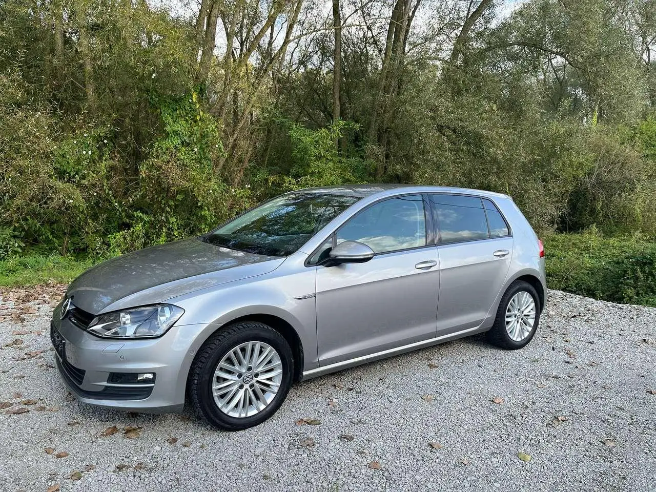 Photo 1 : Volkswagen Golf 2015 Petrol