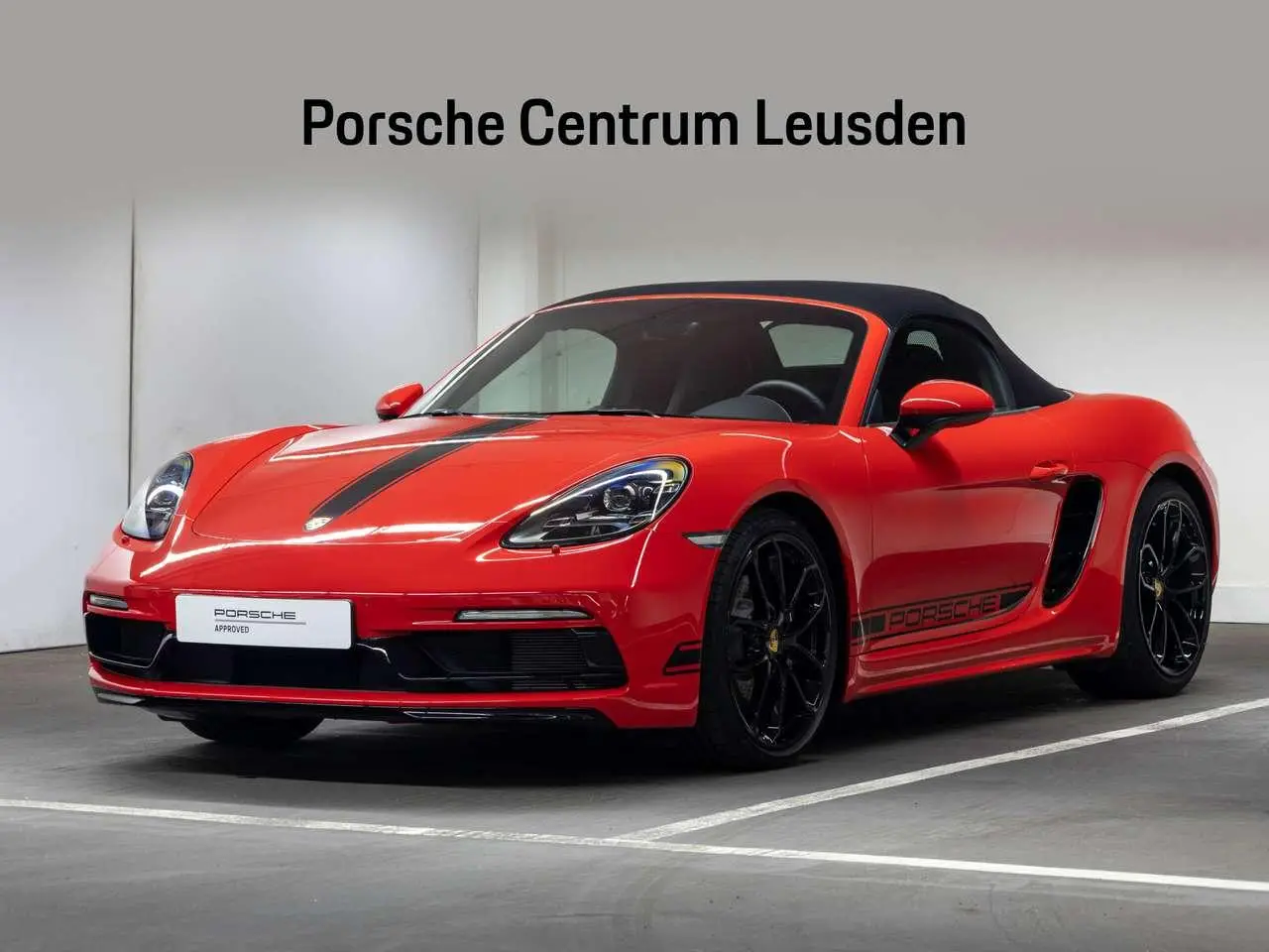 Photo 1 : Porsche Boxster 2024 Essence