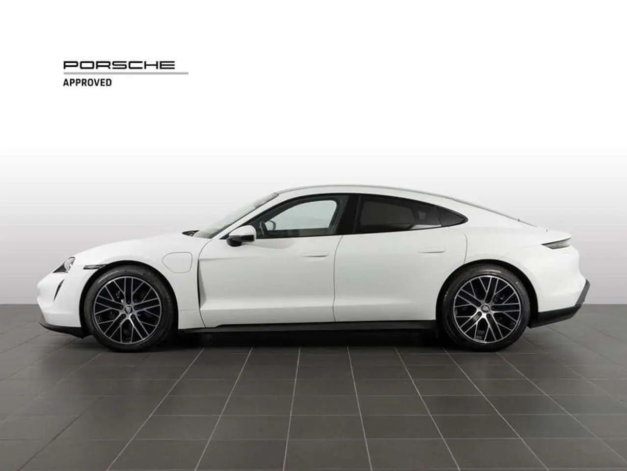 Photo 1 : Porsche Taycan 2021 Electric