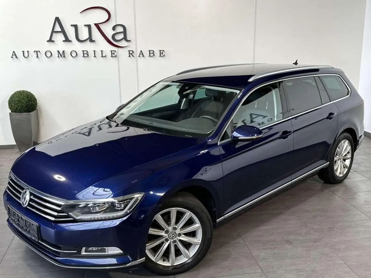 Photo 1 : Volkswagen Passat 2019 Essence