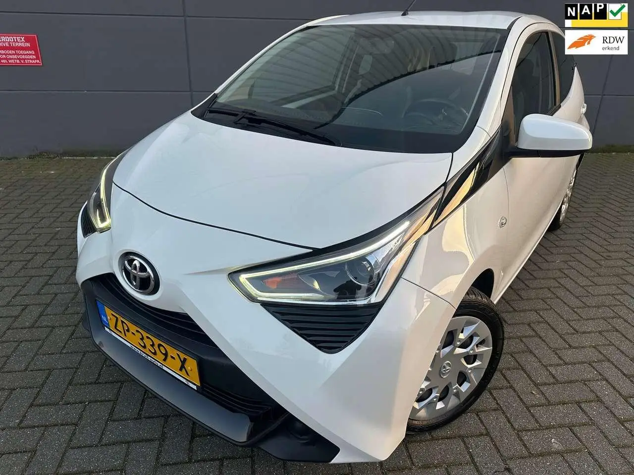 Photo 1 : Toyota Aygo 2019 Petrol