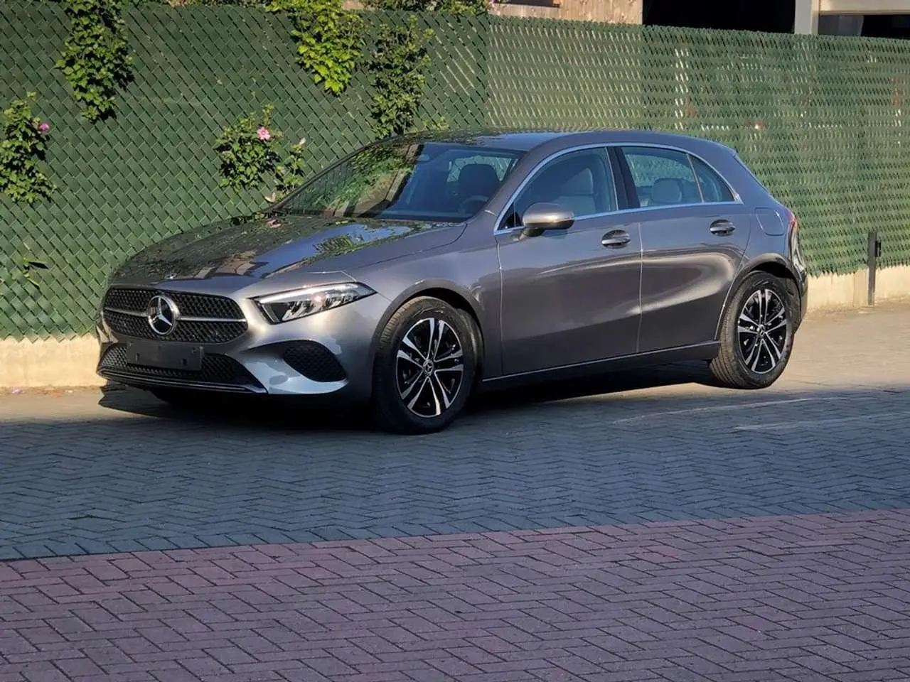 Photo 1 : Mercedes-benz Classe A 2023 Essence